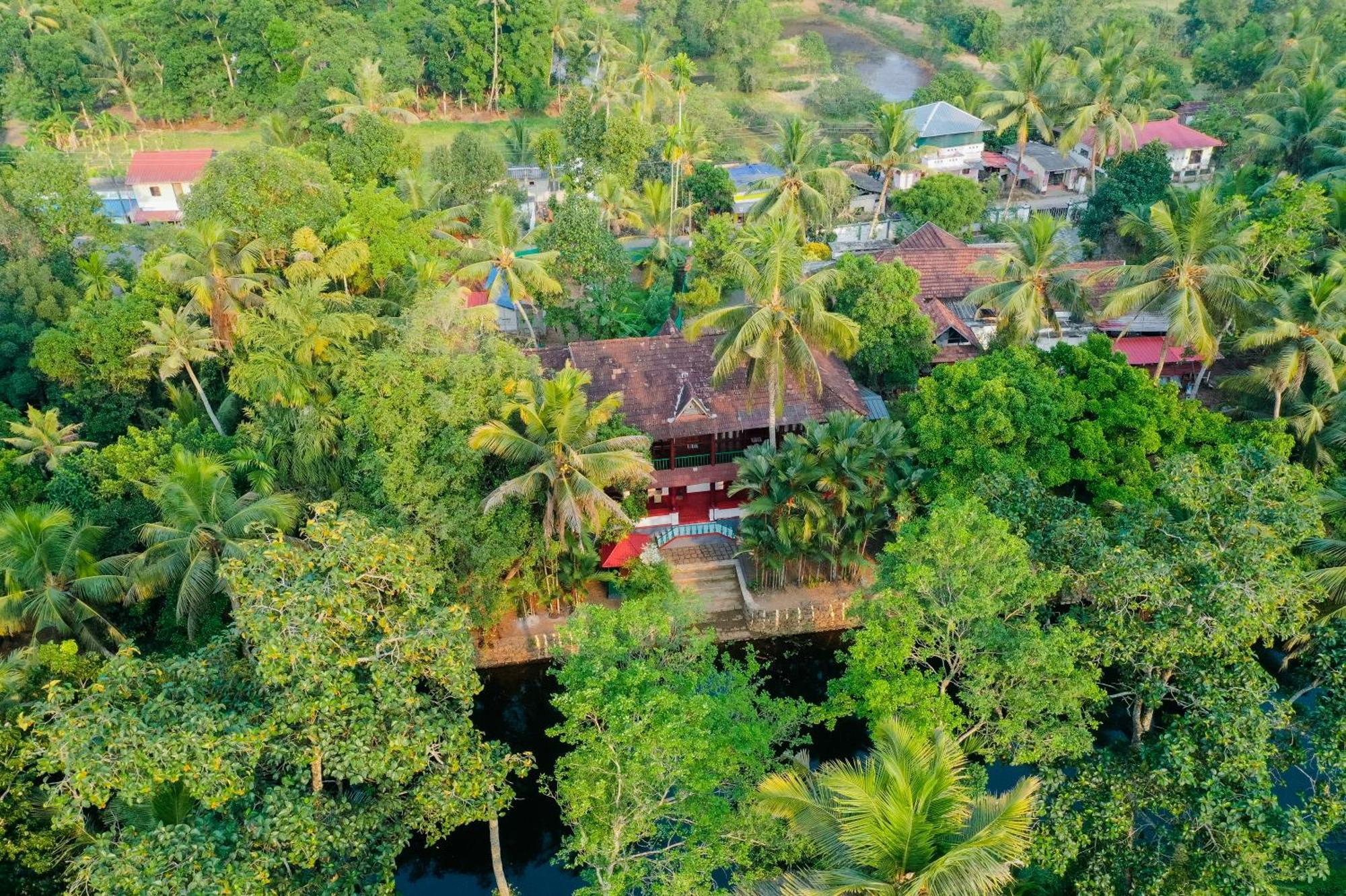 Hotel Garggi Backwater Retreat Kottayam Exterior foto